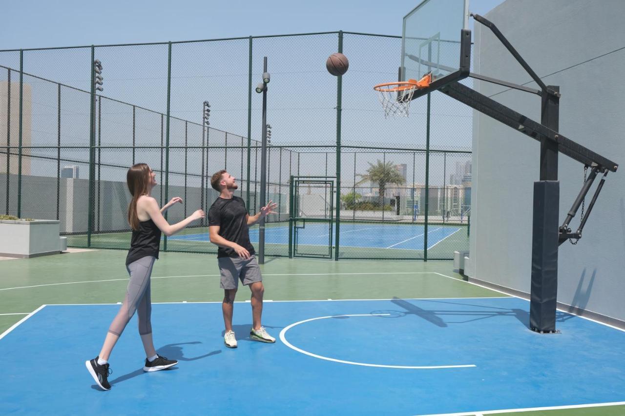 Charthouse Bahrain 호텔 마나마 외부 사진 Basketball at the Dubai Sports Hub